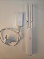 Ubiquiti UniFi UAP-AC-M Mesh Access Point, Computers en Software, Accesspoints, Ophalen of Verzenden, Gebruikt, Ubiquiti