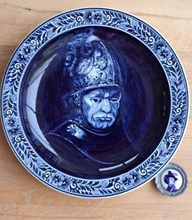 Wandbord Delft Blauw groot 31 cm en klein+ tinnenrand 5,5cm, Antiek en Kunst, Curiosa en Brocante, Ophalen