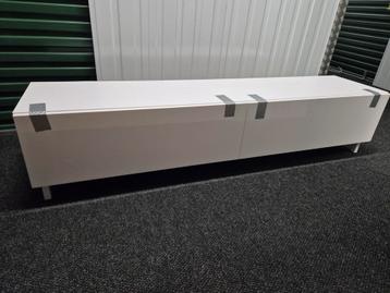 TV meubel hoogglans wit in goede staat 