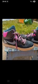 Nike hoge sneakers zwart met roze, maat 40, Nike, Ophalen of Verzenden, Zo goed als nieuw, Sportschoenen