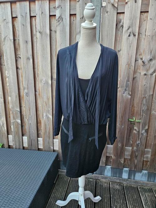 IKKS  zwarte jurk, Kleding | Dames, Jurken, Zo goed als nieuw, Maat 42/44 (L), Zwart, Knielengte, Ophalen of Verzenden