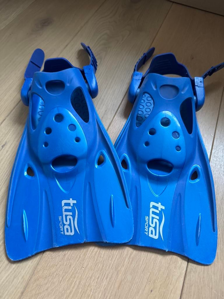 Zwemvliezen maat 28-35, Watersport en Boten, Duiken, Ophalen of Verzenden, Gebruikt, Zwem- of Duikvliezen