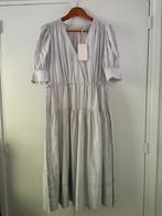 Hele mooie Ulla Johnson jurk maat 40, lichtgrijs, Kleding | Dames, Jurken, Maat 38/40 (M), Ophalen of Verzenden, Zo goed als nieuw