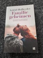Astrid Holleeder - Familiegeheimen, Ophalen of Verzenden, Astrid Holleeder, Zo goed als nieuw
