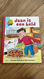 Joke Verweerd - Daan is een held De naald is zoek, Fictie algemeen, Ophalen of Verzenden, Zo goed als nieuw, Joke Verweerd; Vrouwke Klapwijk