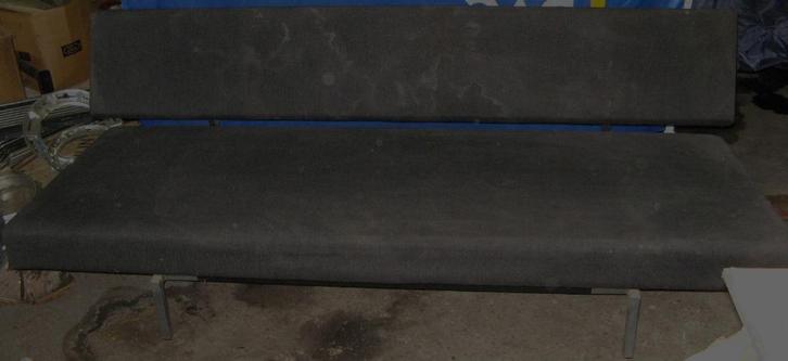 ECHT MARTIN VISSER  SLAAPBANK vierkant frame 1976 met werk, Huis en Inrichting, Banken | Bankstellen, Gebruikt, Rechte bank, Tweepersoons