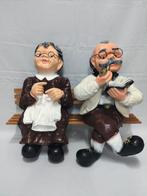 Opa en oma op bankje Abraham en Sara., Verzamelen, Beelden en Beeldjes, Ophalen, Nieuw, Mens