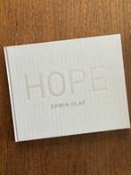 Erwin Olaf / fotografieboek Hope & Rain, Ophalen of Verzenden, Erwin Olaf, Gelezen, Fotografen