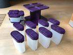 Tupperware 16 kruiden potjes met carrousel in paarse kleur, Huis en Inrichting, Keuken | Tupperware, Ophalen of Verzenden, Gebruikt