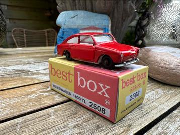 BestBox 2508. Volkswagen 1600 TL & Box beschikbaar voor biedingen