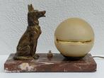 Art deco bedlampje tafellamp gouden hond op marmer, Antiek en Kunst, Ophalen of Verzenden