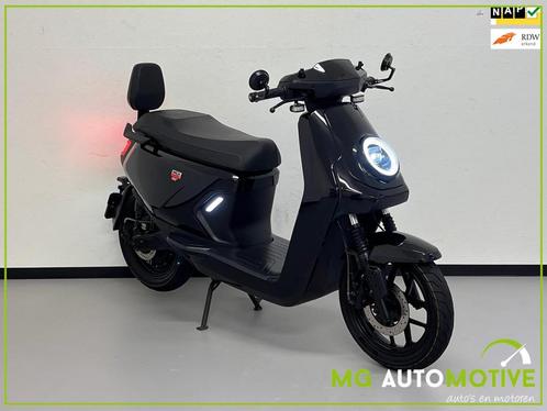 NIU Bromscooter MQI GT Standard | Range Extender | Alarm | B, Fietsen en Brommers, Brommers | Overige merken, Gebruikt