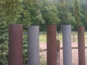 Kunststofpalen beschikbaar voor biedingen
