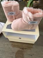 Baby uggs nieuw in doos, Ophalen, Schoentjes, UGG, Meisje