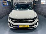 Volkswagen T-ROC 1.5 TSI R-Line - Pano - IQ Light - Carplay-, Auto's, Volkswagen, 65 €/maand, 1258 kg, Euro 6, 4 cilinders