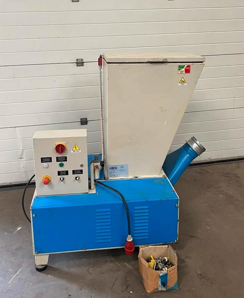Comafer 300 schredder shredder houtshredder breker vermaler, Tuin en Terras, Hakselaars, Zo goed als nieuw, Elektrisch, Ophalen of Verzenden