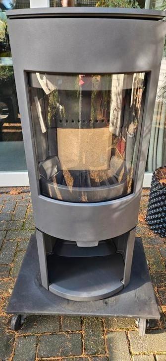 Dovre Astro 4CB (3 ruiten) in nieuwstaat houtkachel, Huis en Inrichting, Kachels, Zo goed als nieuw, Vrijstaand, Houtkachel, Hout