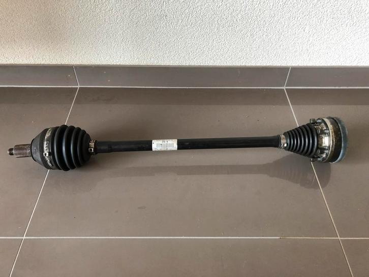 Aandrijfas rechts-voor VW Polo 6C0407272G, Auto-onderdelen, Remmen en Aandrijving, Volkswagen, Gebruikt, Ophalen of Verzenden