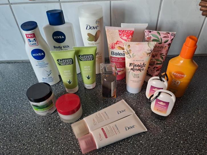 Partij van diverse verzorgingsproducten, Sieraden, Tassen en Uiterlijk, Uiterlijk | Lichaamsverzorging, Gebruikt, Ophalen of Verzenden