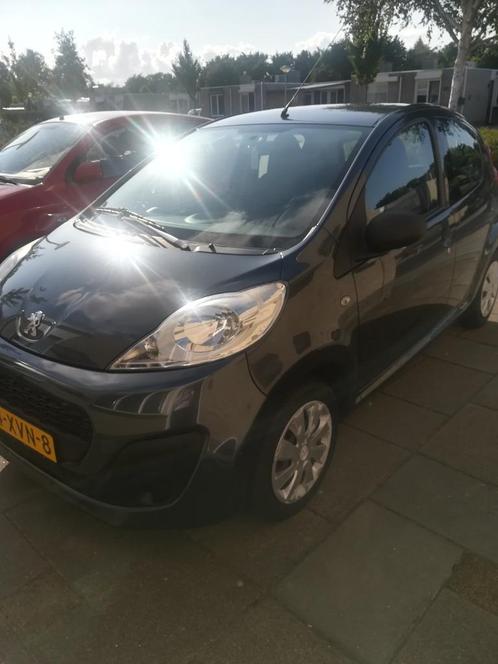 Peugeot 107 1.0 12V 5DR 2012 Grijs, Auto's, Peugeot, Particulier, Airbags, Airconditioning, Centrale vergrendeling, Elektrische buitenspiegels