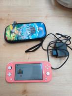 Nintendo Switch Lite Roze + Zelda Hoes, Spelcomputers en Games, Spelcomputers | Nintendo Switch Lite, Ophalen of Verzenden, Roze of Coral