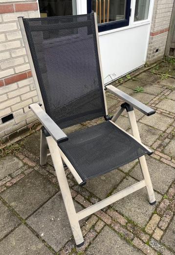 6 tuinstoelen beschikbaar voor biedingen
