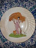 Chinees Antiek Bord Royal Sutherland Fine Bone China, Ophalen of Verzenden, Gebruikt, Porselein, Bord of Schaal