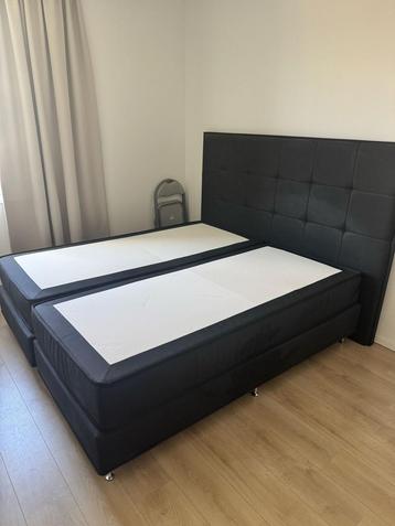 Luxe Boxspring met AEROMAX Matras – Comfort en Stijl beschikbaar voor biedingen