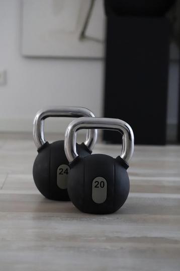 Technogym  Kettlebells 20 kg & 24 kg beschikbaar voor biedingen