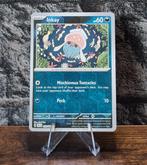 Inkay Reverse 033/064 Shrouded Fable, Hobby en Vrije tijd, Verzamelkaartspellen | Pokémon, Verzenden, Nieuw, Losse kaart, Foil