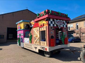 Carnavalswagen, Race / Cars thema beschikbaar voor biedingen