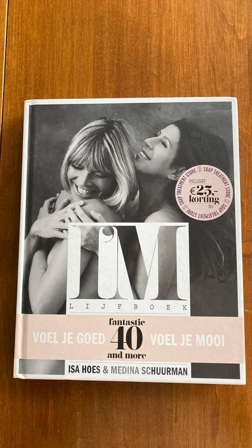 Isa Hoes - I'M Lijfboek, Boeken, Kookboeken, Zo goed als nieuw, Ophalen of Verzenden