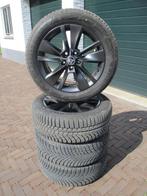 Originele Skoda Karoq 17 inch winterbanden IZGST Triton, Ophalen, Www.skoda.nl/contact, Banden en Velgen, 17 inch