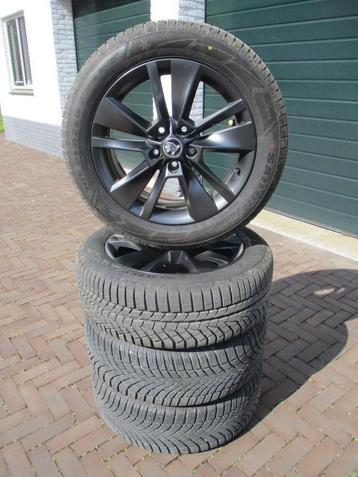 Originele Skoda Karoq 17 inch winterbanden IZGST Triton beschikbaar voor biedingen