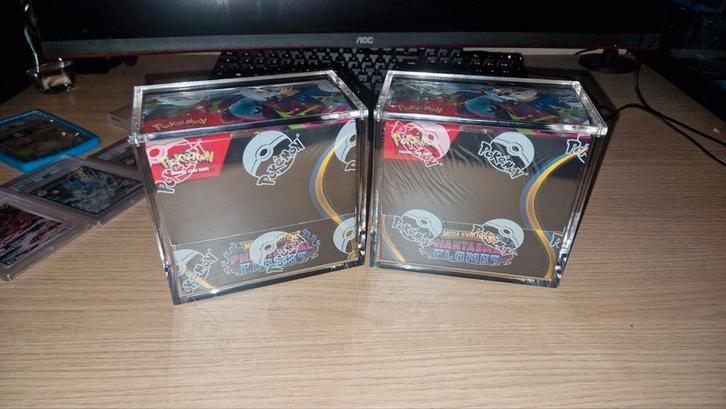Phantasmal flames booster box  Mint, Hobby en Vrije tijd, Verzamelkaartspellen | Pokémon, Zo goed als nieuw, Boosterbox, Ophalen of Verzenden