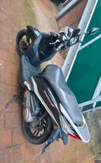 Sym Symphony ST scooter ( geel kenteken), Ophalen, Overige modellen, Maximaal 45 km/u, Zo goed als nieuw