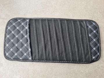 cd-zonneklephouder / cd-opberger beschikbaar voor biedingen