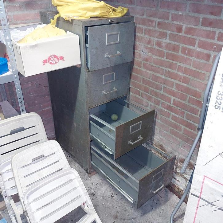 Gratis! Kom het halen(Stellingen laten staan!), Diversen, Rommelmarktspullen, Zo goed als nieuw, Ophalen