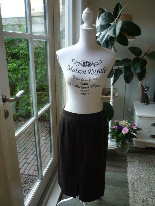 Seda Vintage Lange Wollen Donkerbruine Bruine Rok Maat 40 M, Kleding | Dames, Rokken, Zo goed als nieuw, Maat 38/40 (M), Bruin