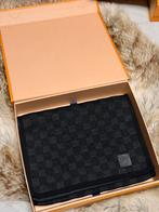 Louis Vuitton petit damier scarf black, Kleding | Heren, Mutsen, Sjaals en Handschoenen, Ophalen of Verzenden, Nieuw, Sjaal