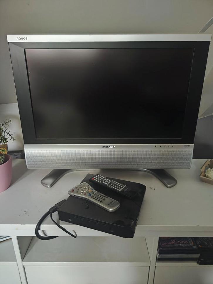 Sharp Aquos LCD TV, Audio, Tv en Foto, Televisies, Gebruikt, LCD, 40 tot 60 cm, HD Ready (720p), Sharp, 50 Hz, Ophalen