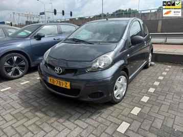 Toyota Aygo 1.0-12V AIRCO APK T/m 19-6-2026 beschikbaar voor biedingen