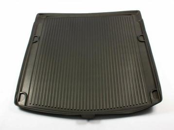 Nieuwe originele kofferbakschaal Audi A4 S4 13-15 RS5 13-17
 beschikbaar voor biedingen