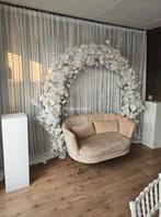 Bruidsbank backdrop weddingstage te huur, Ophalen of Verzenden, Zo goed als nieuw
