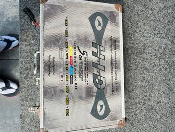 Te koop set xenon verlichting h4 beschikbaar voor biedingen