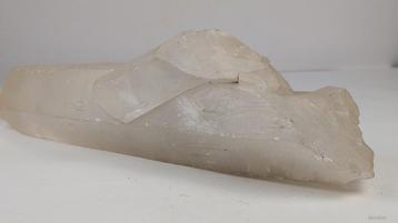 Kwarts Obelisk - Hoogte: 39 cm - Breedte: 12 cm- 4.24 kg beschikbaar voor biedingen