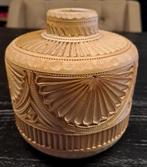 Hindeloopen kerfsnee potje, Antiek en Kunst, Antiek | Keramiek en Aardewerk, Ophalen of Verzenden