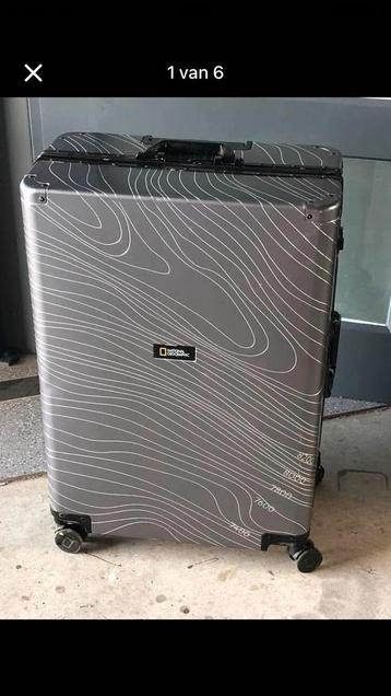 Koffer 76 cm zgan beschikbaar voor biedingen