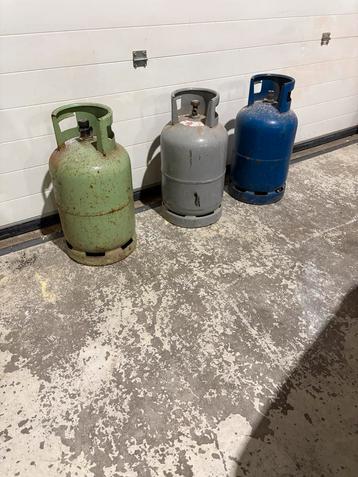 3 Gasflessen - Tuinhaard/Knutselproject beschikbaar voor biedingen