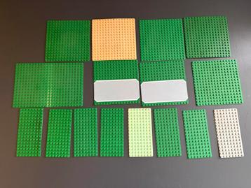 Partij lego platen beschikbaar voor biedingen